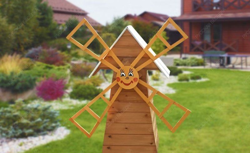 Деревянная мельница с личиком для декора