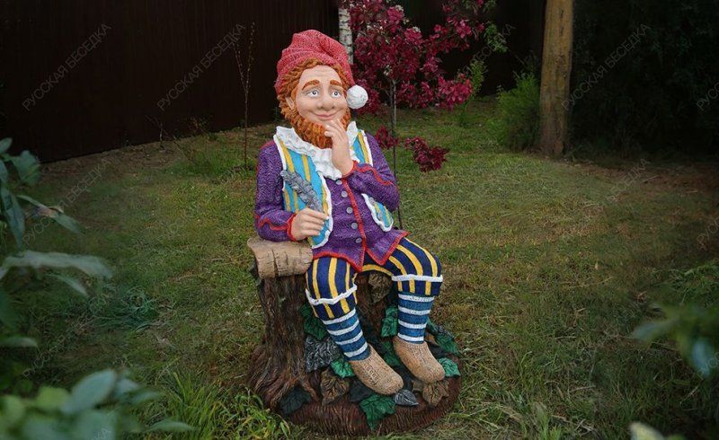 Садовая фигура Гном-писатель