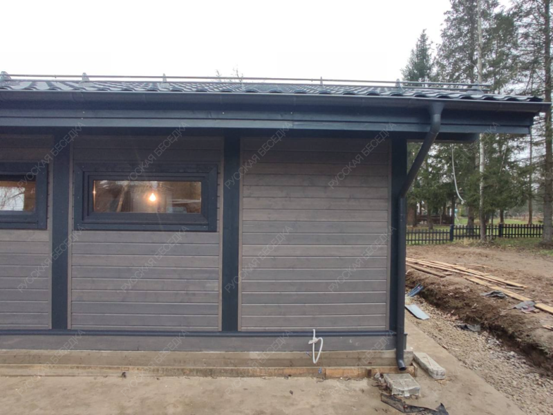 Навес для машин с хозблоком РАФ