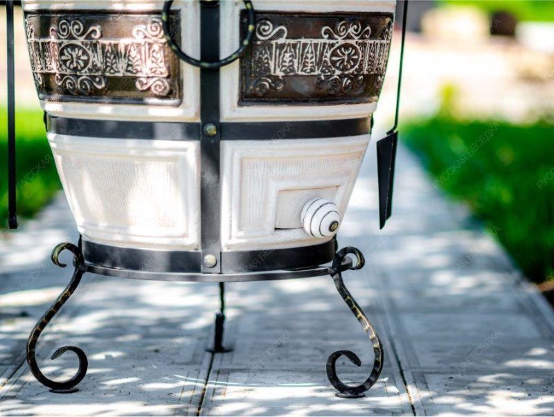 Тандыр керамический ТехноКерамика Гектор с откидной крышкой (в комплекте подставка)